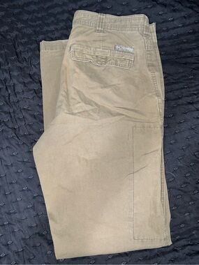 Columbia Khaki/Tan Men's Outdoor Chino Pants